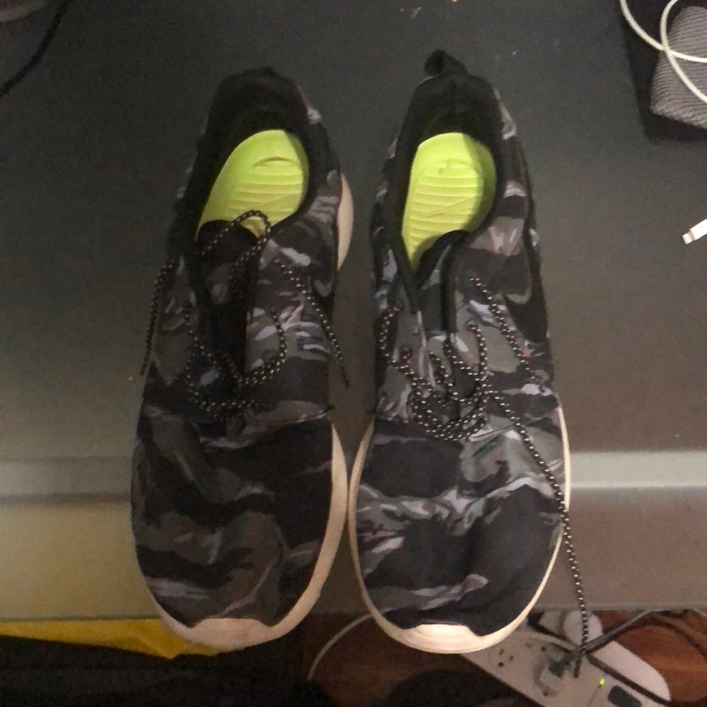 Nike Roshe Run - image 1